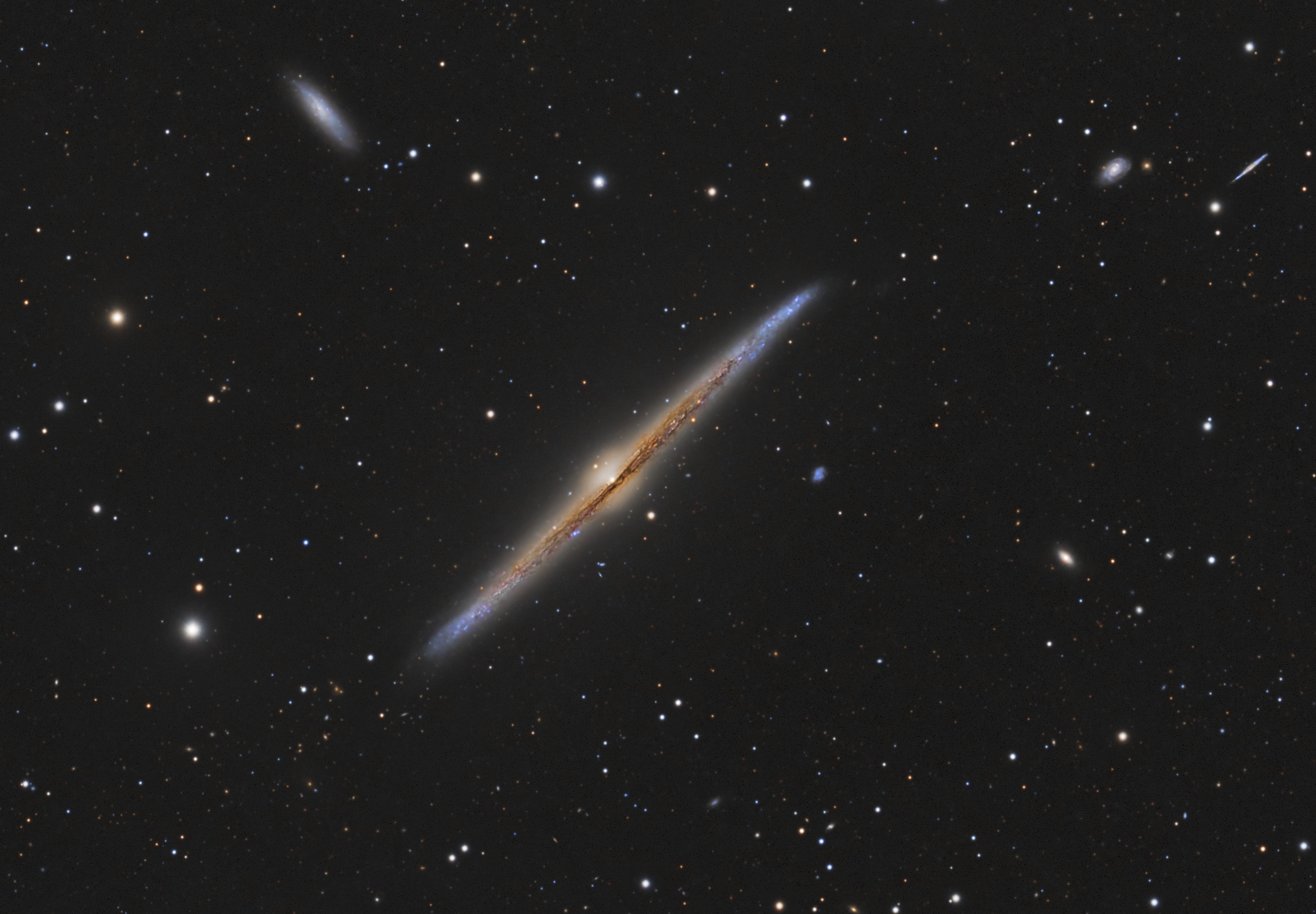 NGC4565-10-vyrez-final