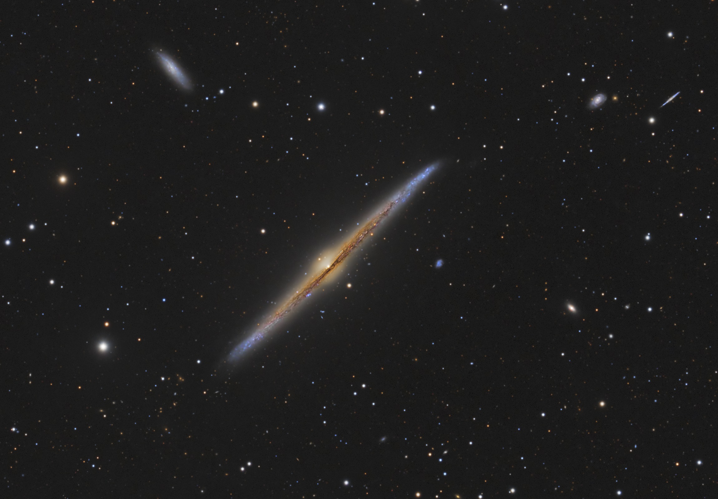 NGC4565-5-vyrez