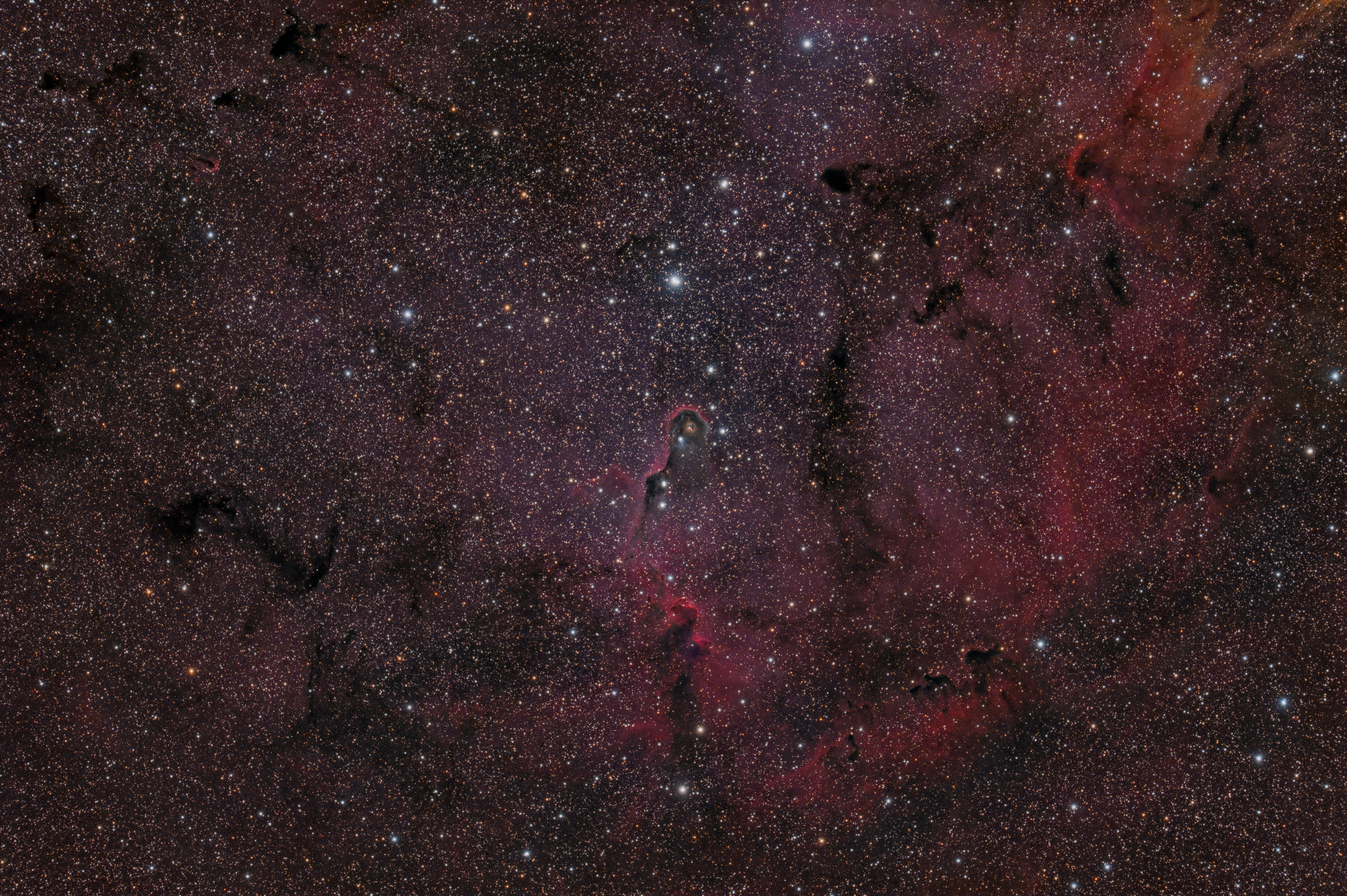 ic1396-3650x2436-223snFF1