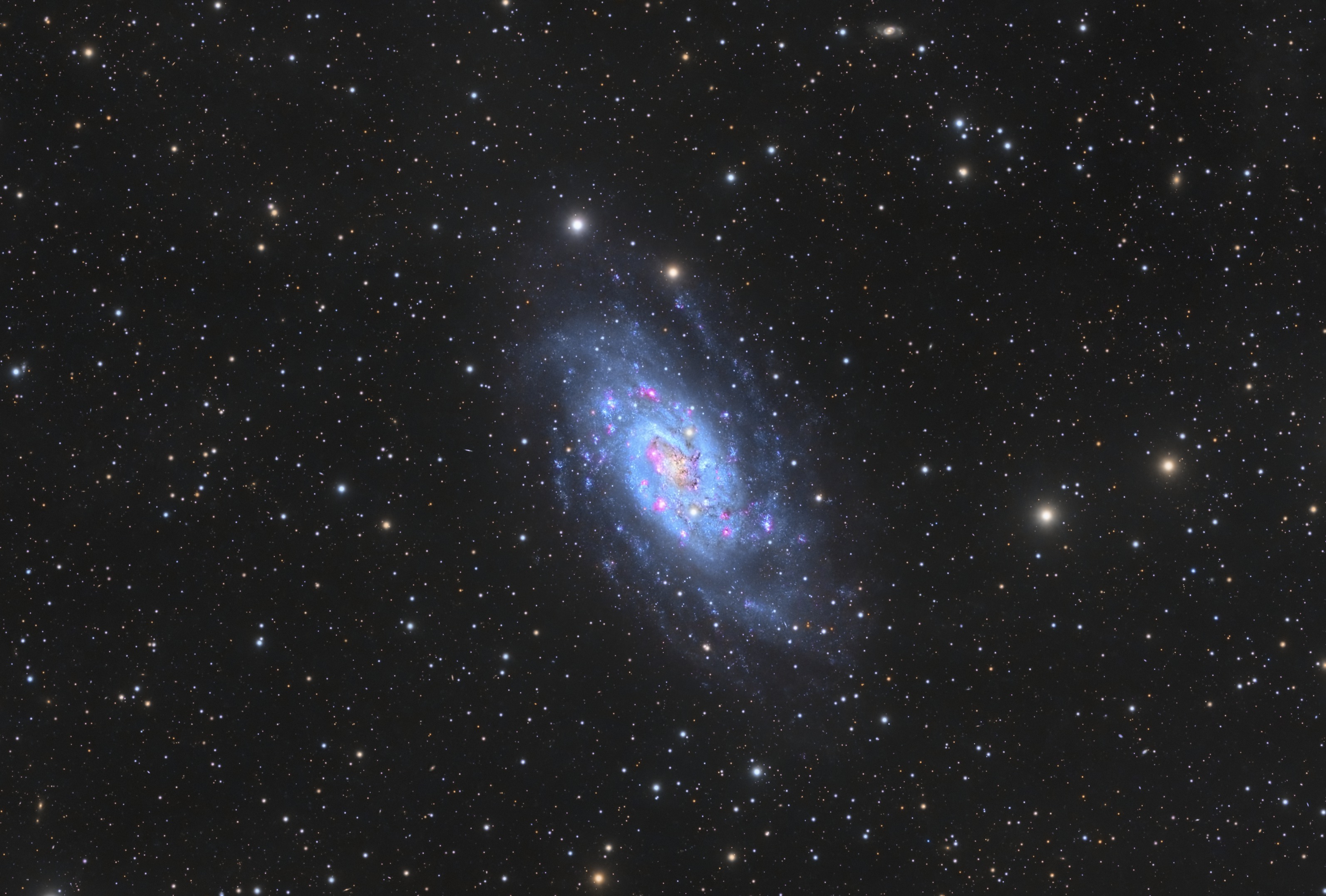 ngc2403-afotky-vyrez