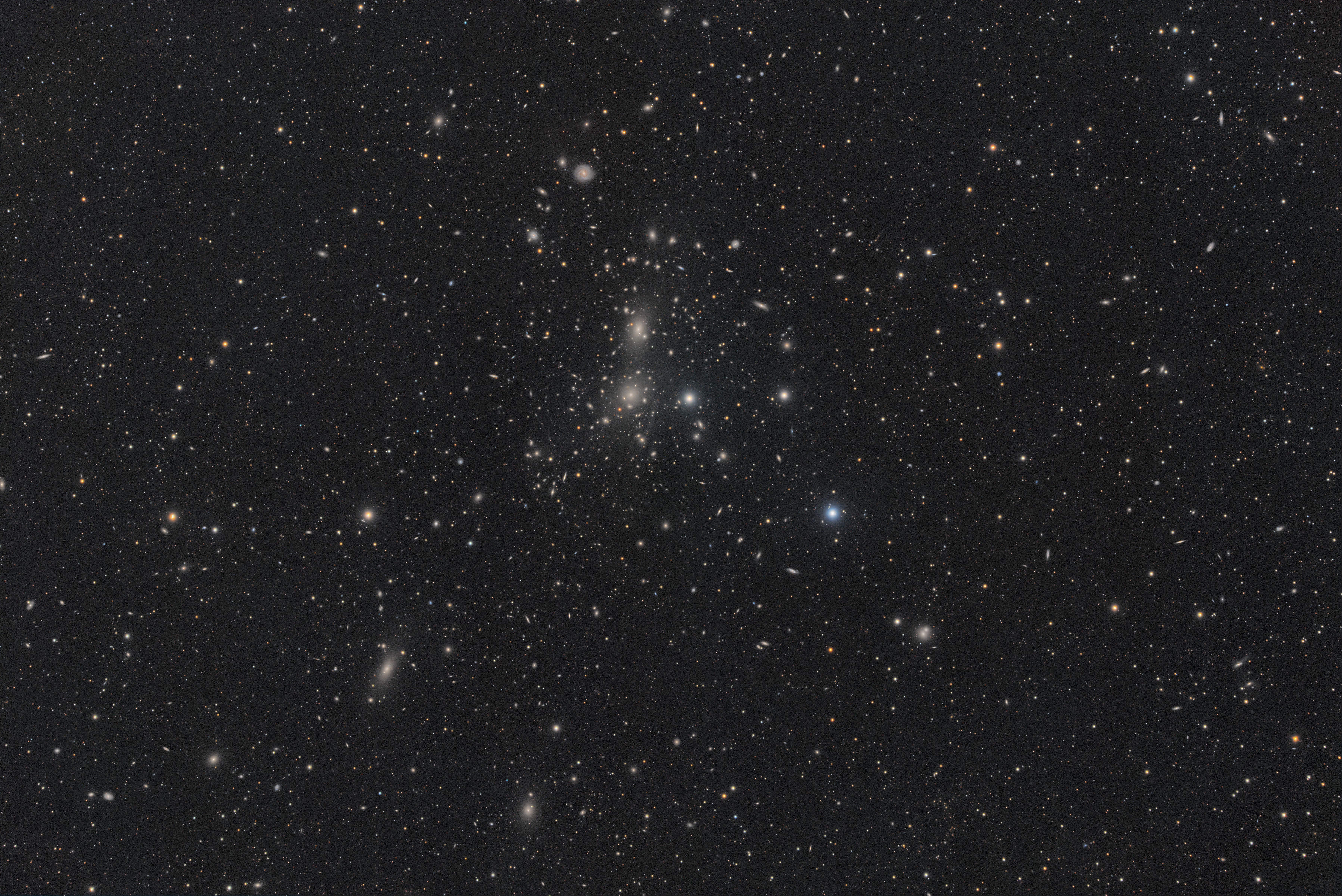 ngc4874-full-Dragon44-80